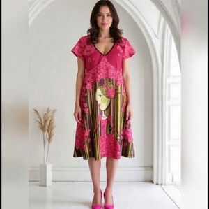 M💖Volt Design Unique Vibrant Pink Graphic Midi Dress